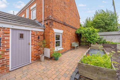 3 bedroom cottage for sale, Station Road, Lincoln LN6