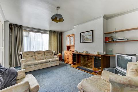 21 Russell Close, Worthing, BN14 8LR