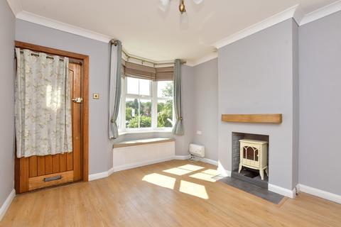 2 bedroom terraced house to rent, Godstone Road Kenley CR8