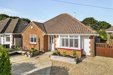 2 bedroom detached bungalow for sale, Honeybourne Crescent, Bournemouth BH6