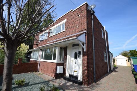 2 bedroom semi-detached house to rent, Stanley Road, Doncaster