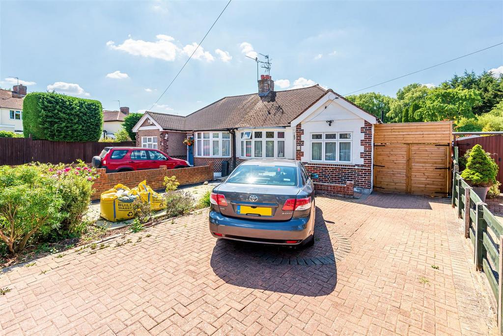 Bridle Close, Epsom