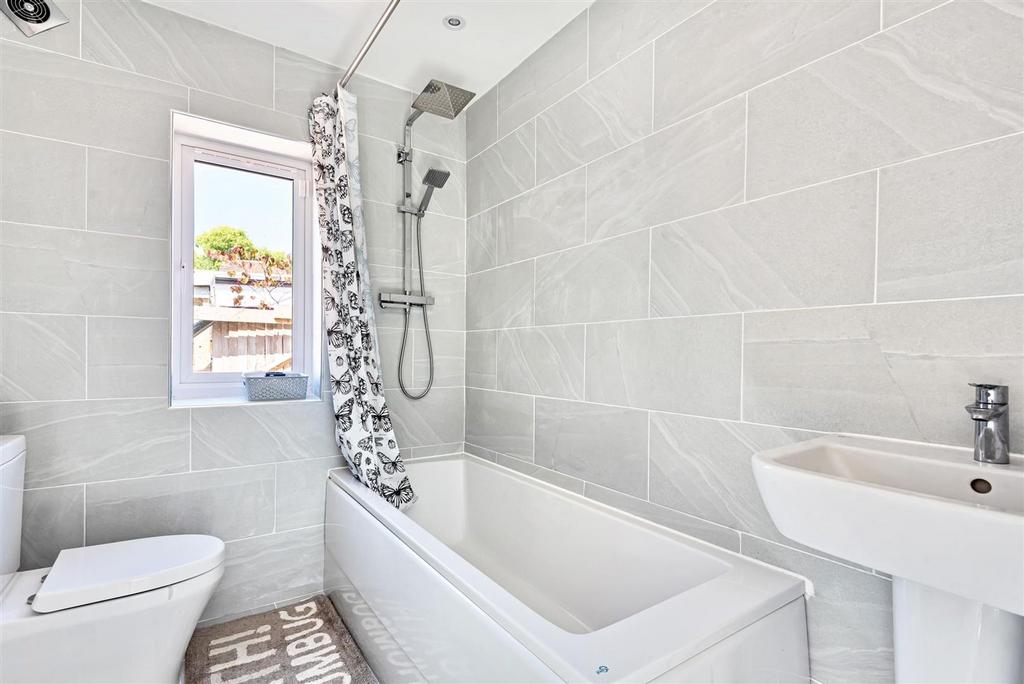 Bridle Close, Epsom