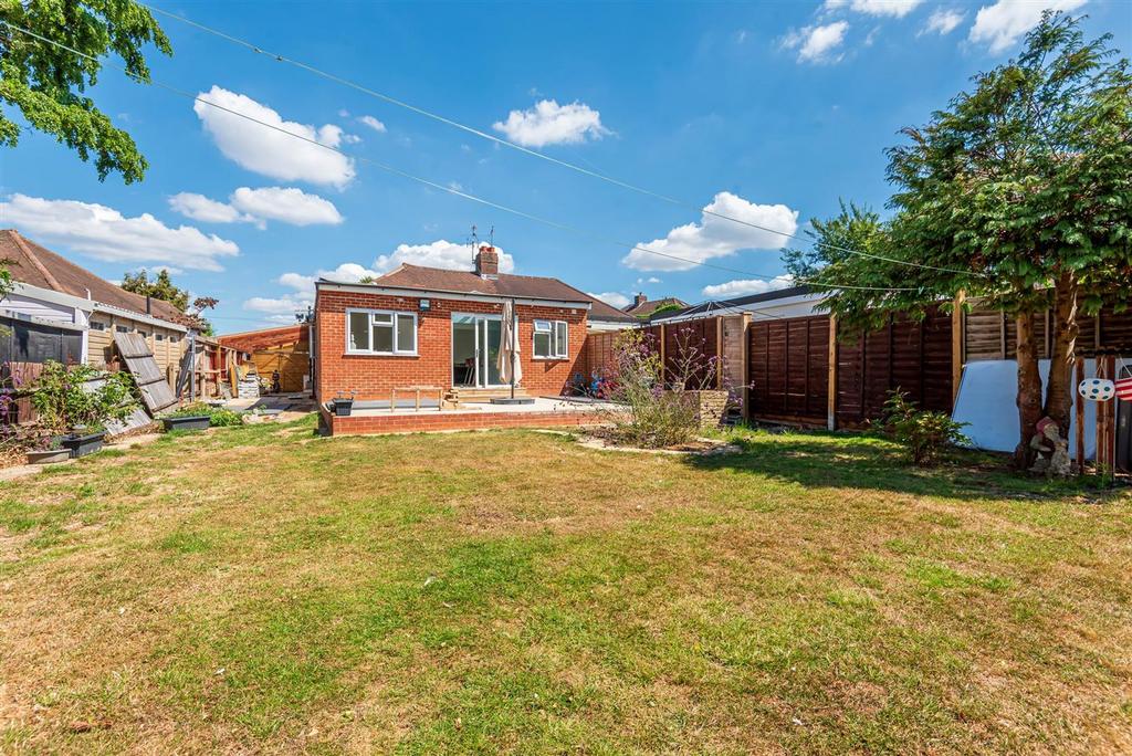 Bridle Close, Epsom