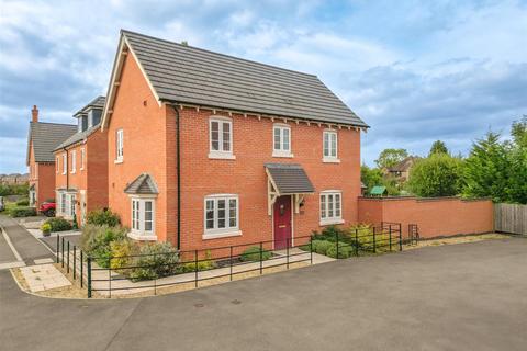 3 bedroom detached house for sale, Russett Avenue, Nuneaton