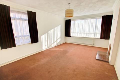 2 bedroom bungalow to rent, Muirfield Road, Worthing, West Sussex, BN13