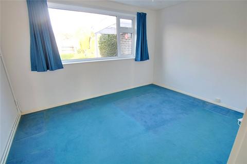 2 bedroom bungalow to rent, Muirfield Road, Worthing, West Sussex, BN13