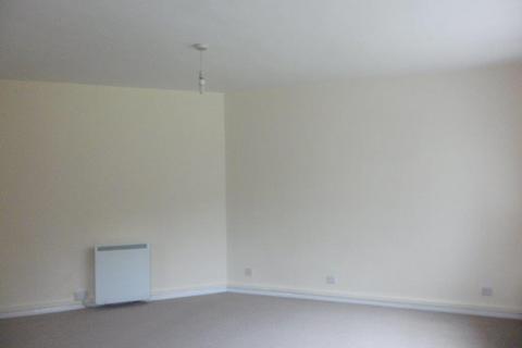 Studio to rent, Tutts Barn Lane, Eastbourne BN22