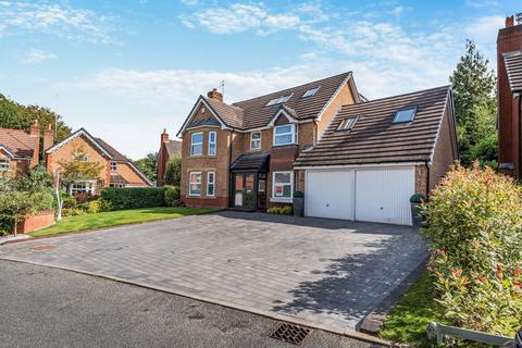 6 bedroom detached house for sale, Rebecca Gardens, Penn, WV4