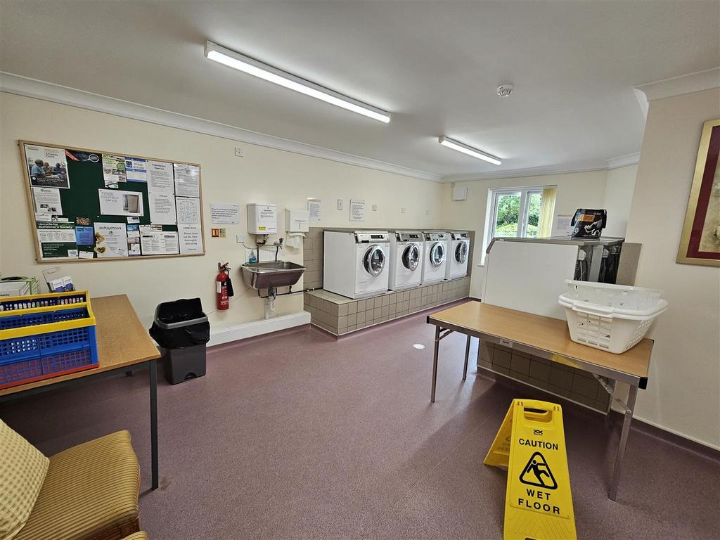 Communal washing area.jpg