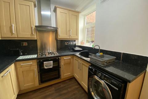 125 Broadoak Road, Ashton-under-lyne, OL6 8RS
