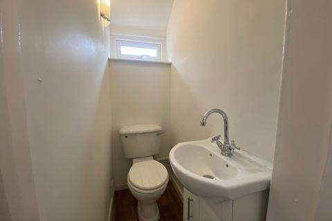 125 Broadoak Road, Ashton-under-lyne, OL6 8RS