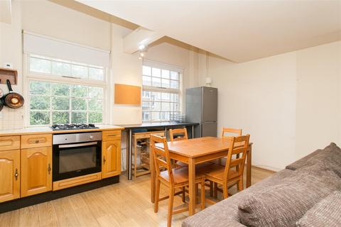 2 bedroom flat for sale, Peary Place, London