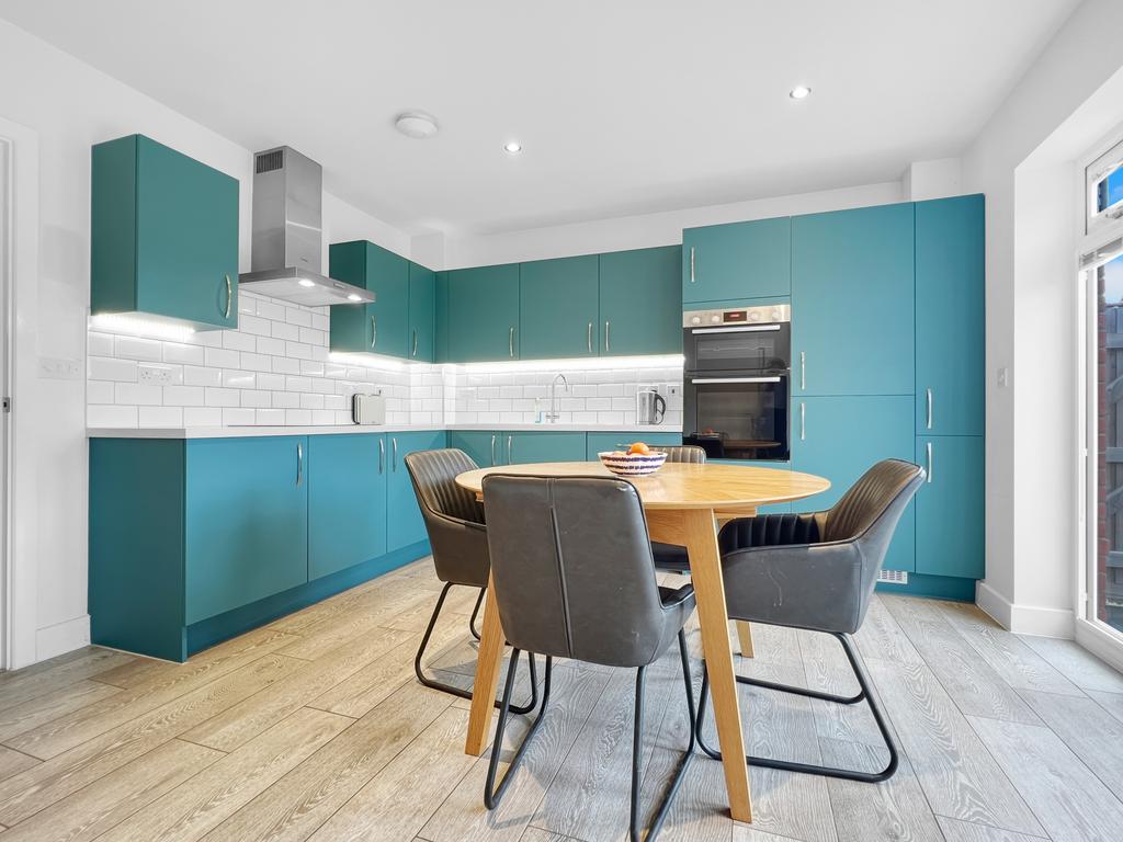 Kitchen/Utility Room