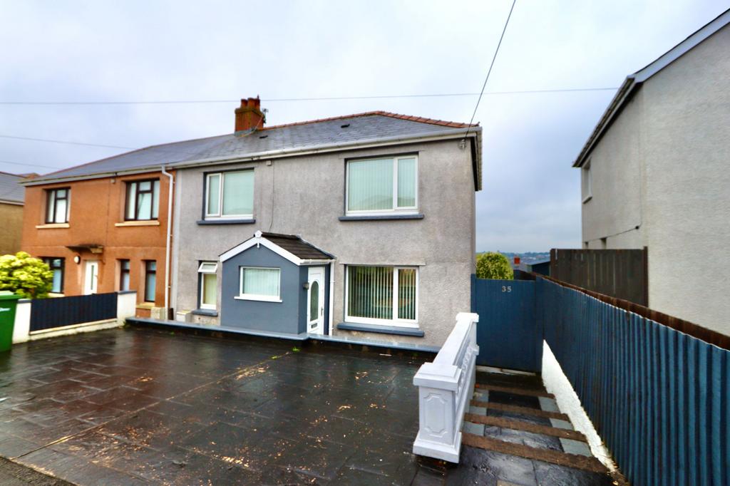 CoedYMoeth Road, Aberbargoed, CF81 3 bed semidetached house to rent