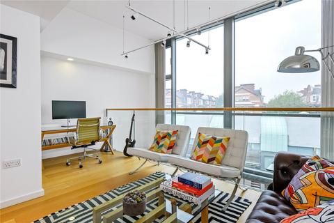 3 bedroom duplex for sale, Peacock Place, Islington, London, N1