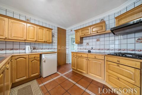 31 Charles Avenue, Watton, Thetford, IP25 6BZ