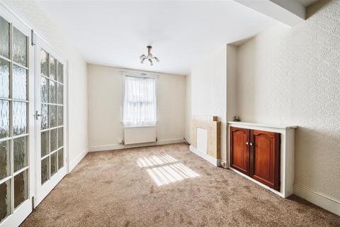 2 bedroom semi-detached house for sale, Lodge Lane, London N12