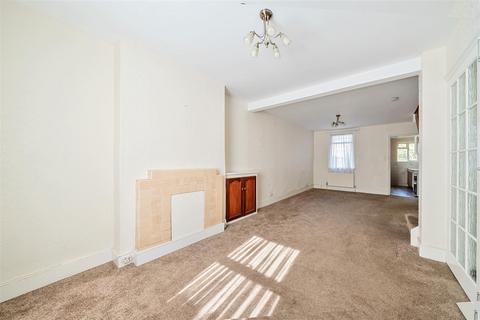 2 bedroom semi-detached house for sale, Lodge Lane, London N12