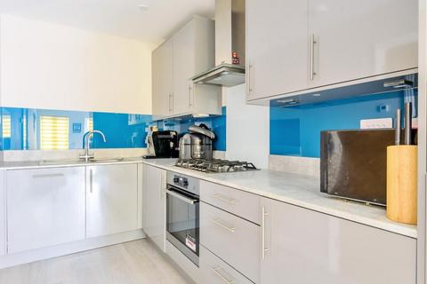 1 bedroom maisonette for sale, Aylesbury,  Buckinghamshire,  HP21