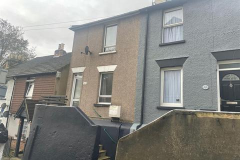 2 bedroom terraced house to rent, Bill Street Road, Frindsbury, Rochester