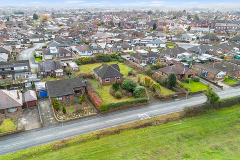 2 bedroom detached bungalow for sale, Soughers Lane, Ashton-In-Makerfield, WN4