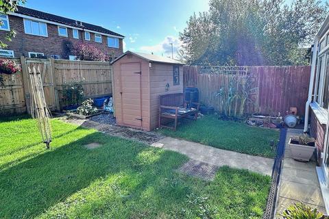 2 Capella Path, Hailsham, BN27 2JY