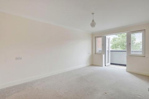 2 bedroom apartment for sale, Cranleigh Drive, Leigh-on-sea, SS9