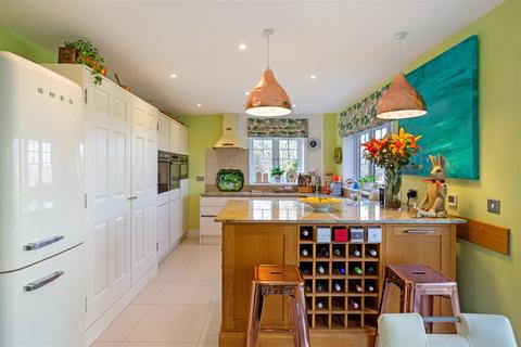 5 bedroom detached house for sale, Mantell Close, Lewes BN8