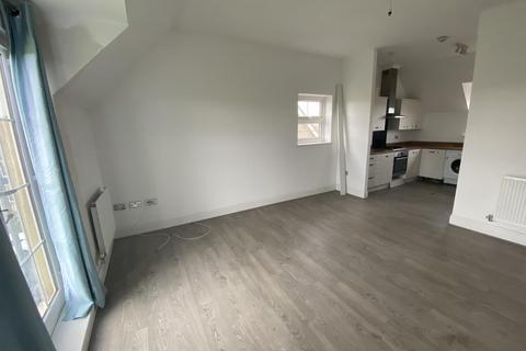 2 bedroom apartment to rent, 3 Y Corsydd, Llanelli