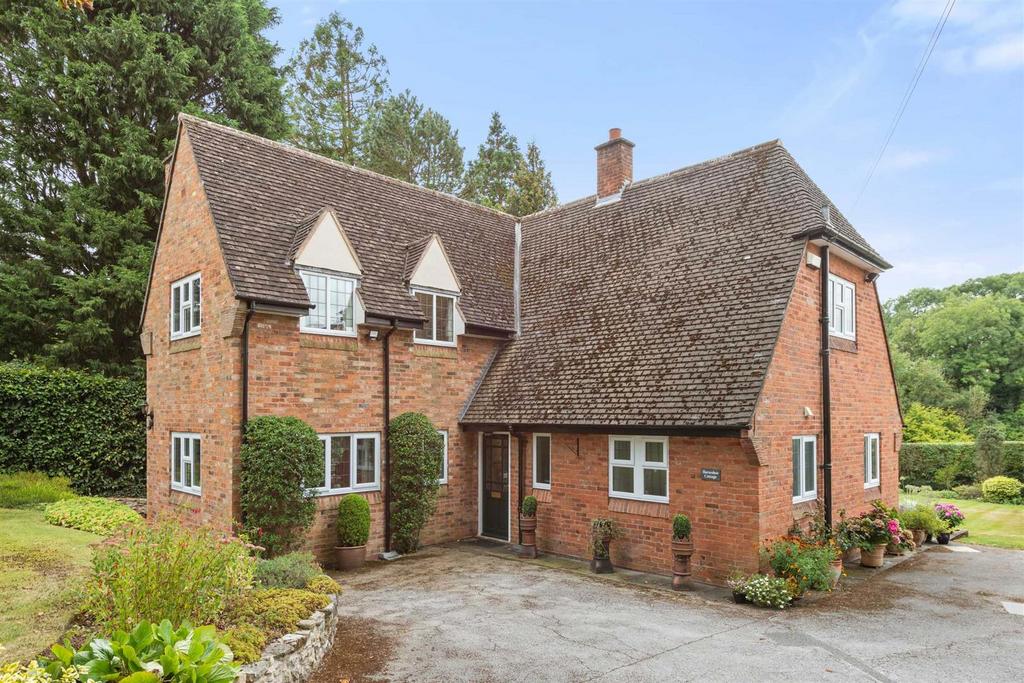 Horseshoe Cottage, Mill Lane, Rowington, CV35 7 DQ 