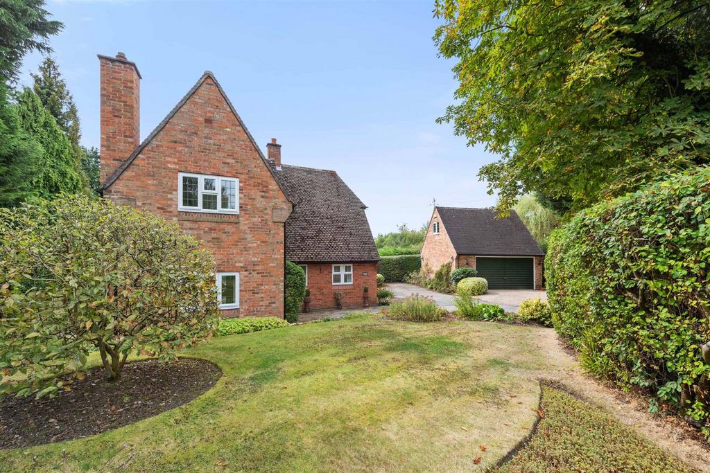 Horseshoe Cottage, Mill Lane, Rowington, CV35 7 DQ 