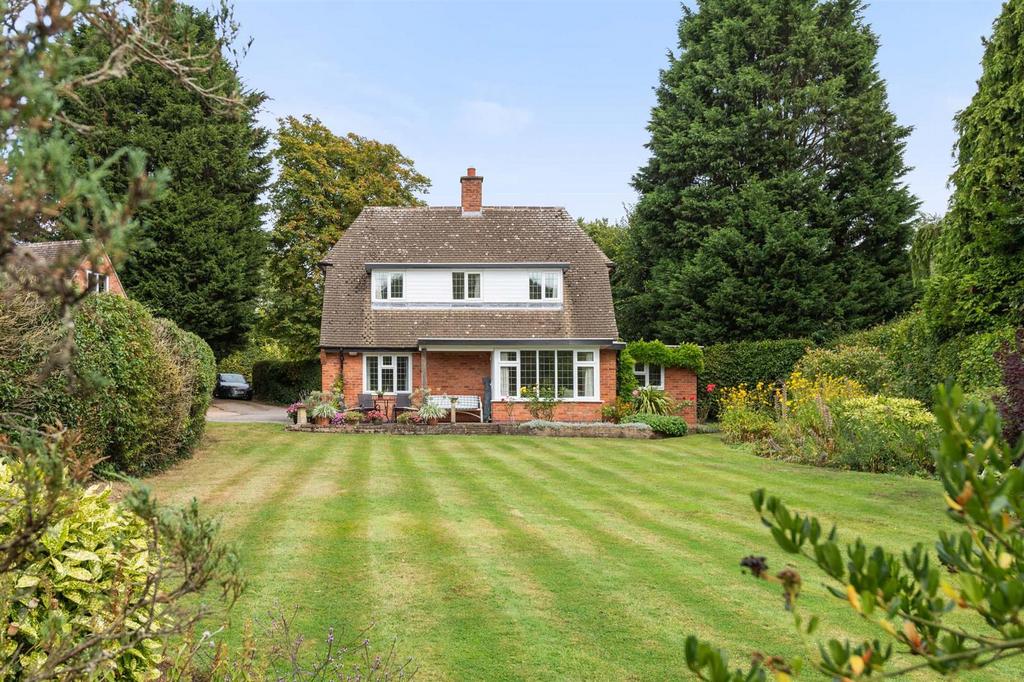 Horseshoe Cottage, Mill Lane, Rowington, CV35 7 DQ 