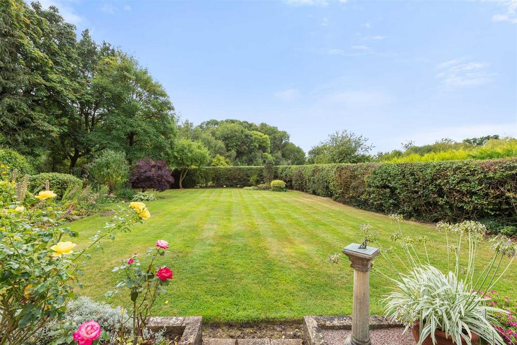 Horseshoe Cottage, Mill Lane, Rowington, CV35 7 DQ 
