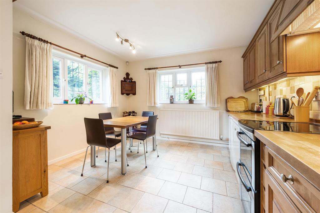 Horseshoe Cottage, Mill Lane, Rowington, CV35 7 DQ 