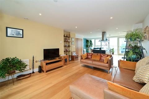 3 bedroom penthouse for sale, 17 Bessemer Place, Greenwich, London, SE10