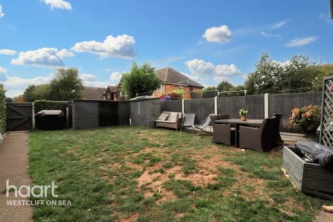 54 Midsummer Meadow, Shoeburyness, Southend-on-sea, SS3 8UX