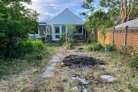 2 bedroom detached bungalow for sale, Maes Trefor, Talsarnau