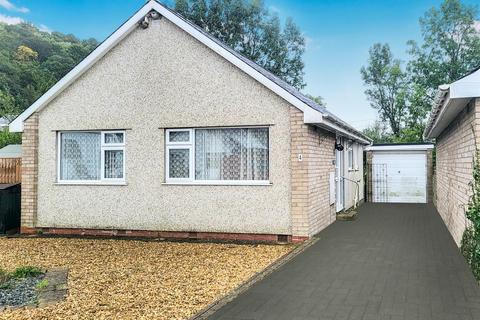 2 bedroom detached bungalow for sale, Maes Trefor, Talsarnau