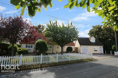 3 bedroom bungalow for sale, Shalford Road, Braintree