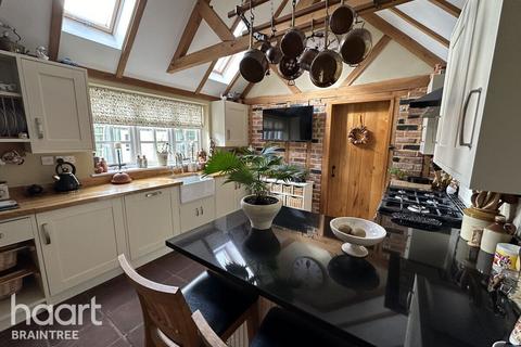 3 bedroom detached house for sale, Shalford Road, Braintree