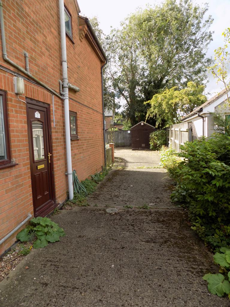 North End, Keelby DN41 2 bed ground floor to rent £750 pcm