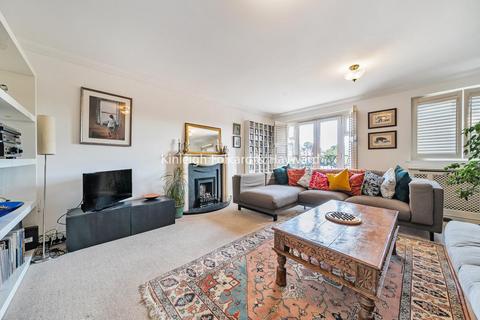 4 bedroom end of terrace house for sale, Southborough Road, Bickley