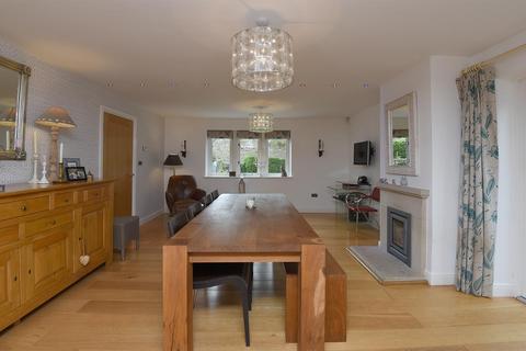 6 bedroom detached house for sale, The Green, Curbar, Hope Valley