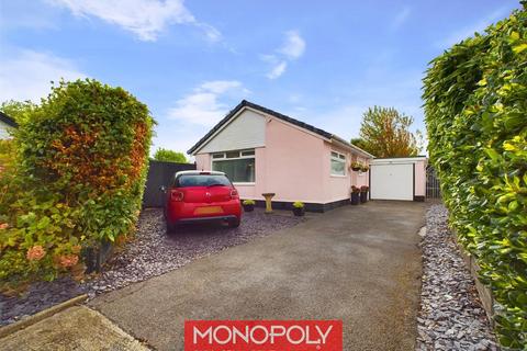 Detached bungalow for sale, Ashly Court, St. Asaph LL17