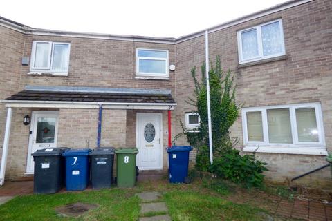 3 bedroom terraced house to rent, Lonsdale Court, South Shields