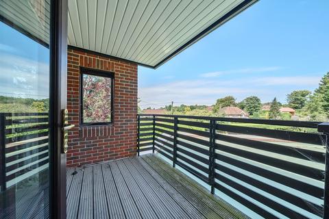 2 bedroom apartment for sale, Washington Road, Storrington, RH20