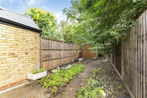 3 bedroom end of terrace house for sale, De Morgan Road, London, SW6