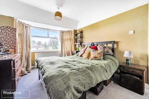 28 Bramblys Drive, Basingstoke, RG21 8UN