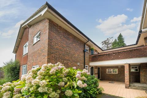 undefined, The Moorings, Surrey GU26